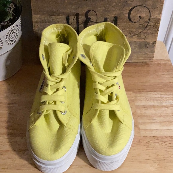 superga yellow platform